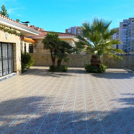 Ana Villa Benidorm