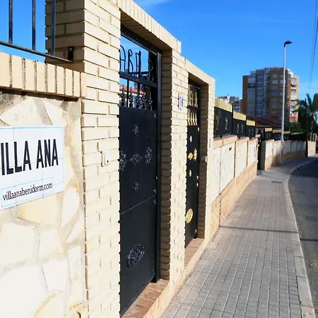 Ana Villa *