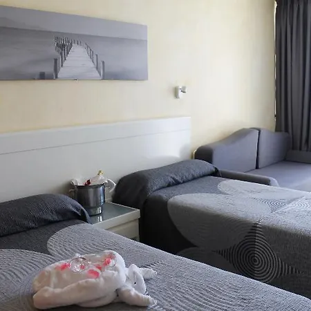 Marina - The Original Vibe 4* Бенидорм