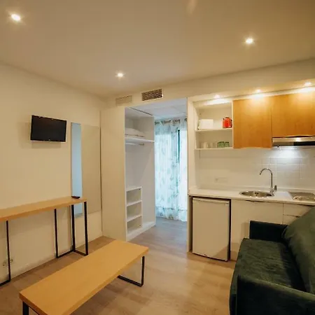 Apartment Palm Court