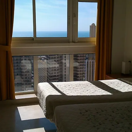 Gemelos 22 Planta 27 Hotel *