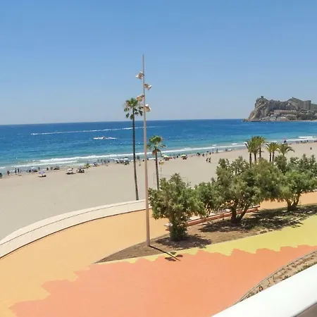 Apartamento Preciso En Primera Linia