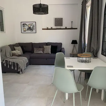 La Siesta Apartment *