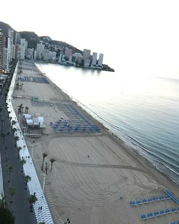 1ª Línea Playa Levante, Garage, Wifi, Climatización Apartamento