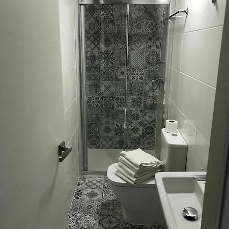 Benidorm Beach Hostel Hotel