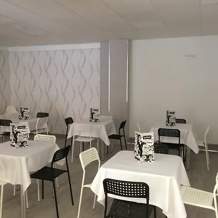 Benidorm Beach Hostel Hotel