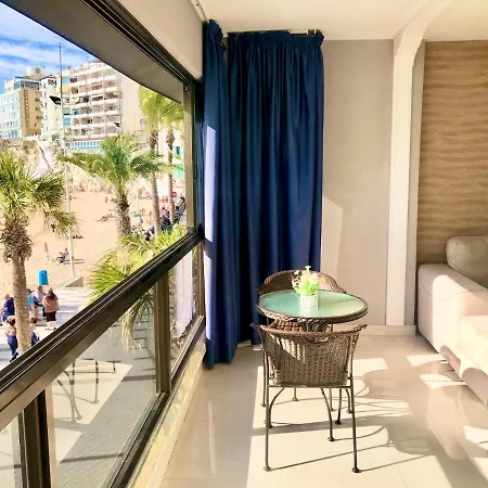 Seafront Levante Blueline 베니돔