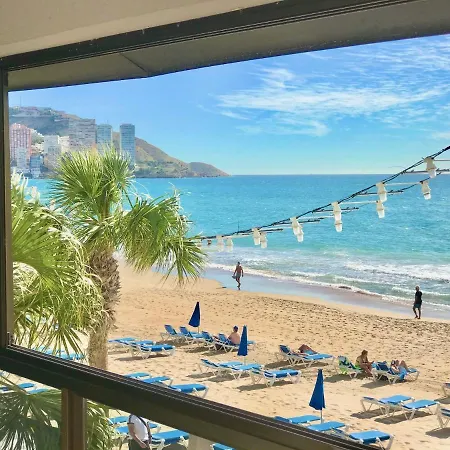 Seafront Levante Blueline 베니돔