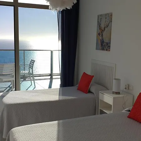 Di 140 M² Con 3 *