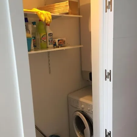 Av/ Armada Espanola, Ed/ Fernandos, 5, 5º H2 Apartment