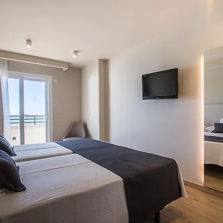 Hotel Les Dunes Comodoro 4*