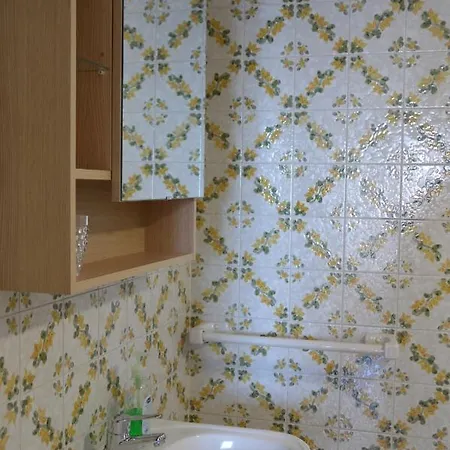 La Oca Levante Apartment *