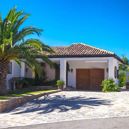 Villa Altozano With Pool, Barbeque, Large Garden, And Fantastic Sea Views Benidorm