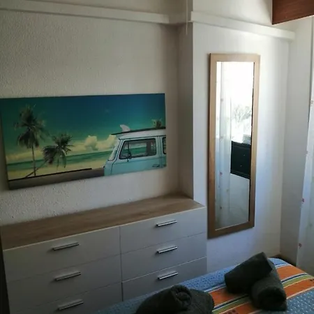 In Rincon De Loix, Levante Beach Appartement