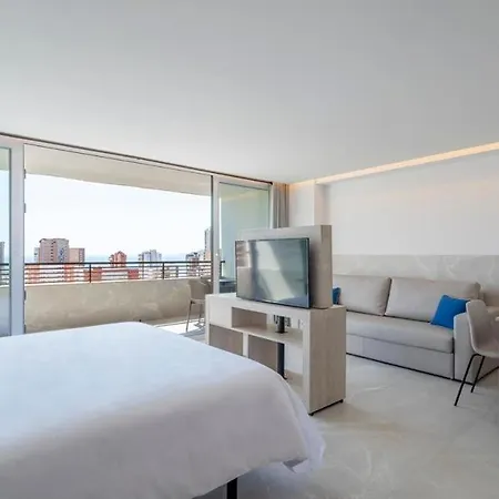Halley & Affiliated By Melia Benidorm