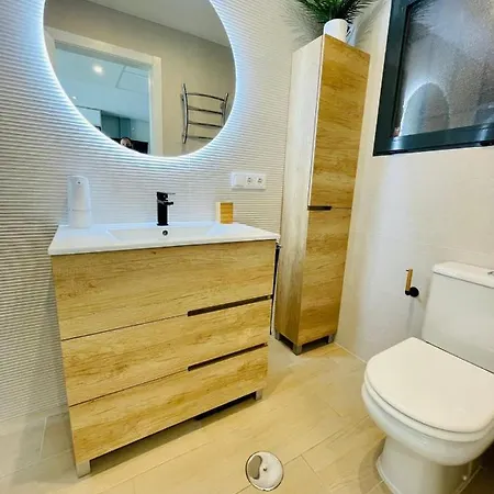 Premium Apt Views Pool Paddle Parking *