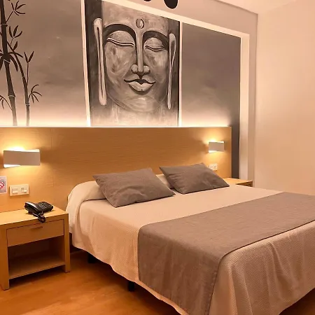 Golden Hotel 3*