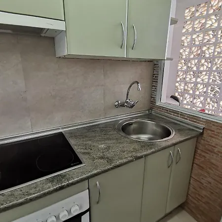 Club Medico Torre Vi Бенидорм