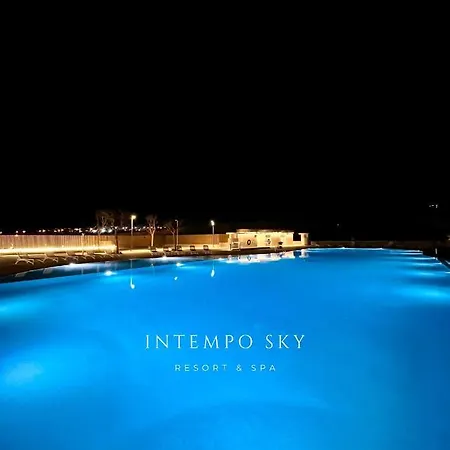 Intempo Sky & Apartment *