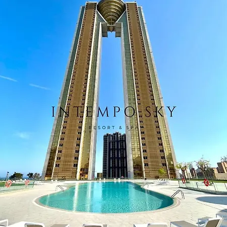 Apartment Intempo Sky & *