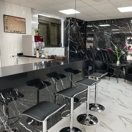Boutique Bbb Auto Check In Pensionat Benidorm