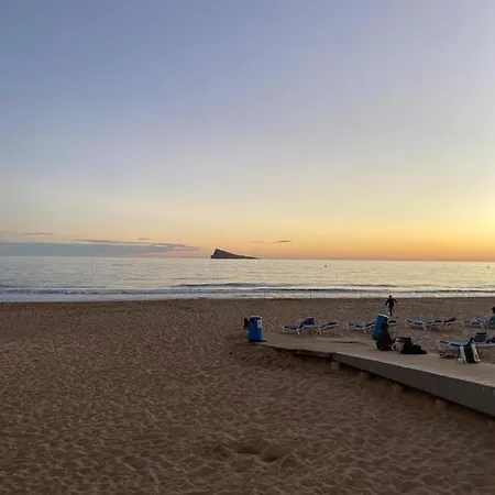 Apartamento Torre Condor Ref 042 *