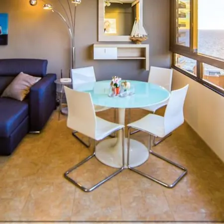 Trisol Seaviews Бенидорм