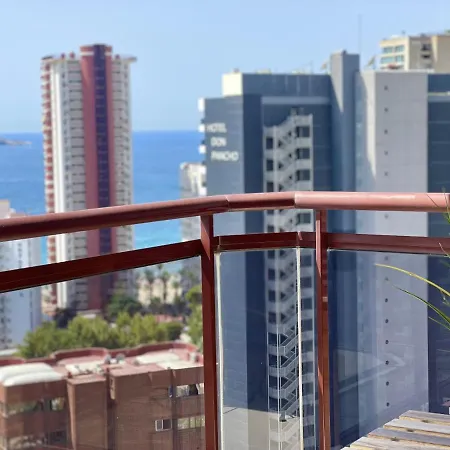 Torre Mar High Views New Town Apartment *