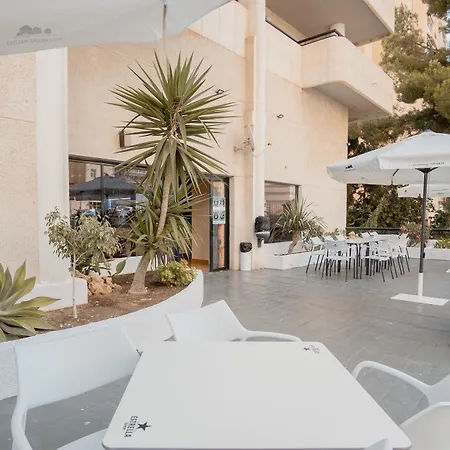 Luxmar Aparthotel 2*
