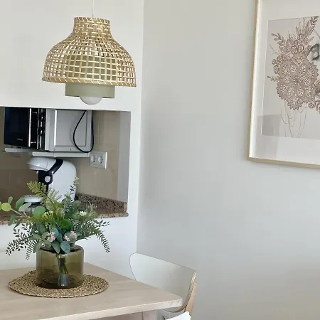 Torre Mar High Views New Town Apartment