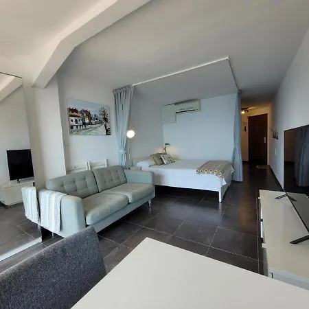 Damas 10 * Benidorm