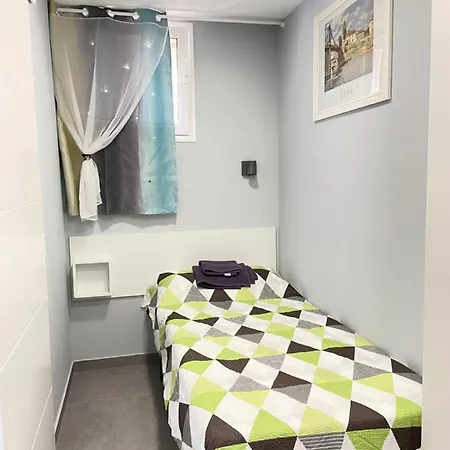 New Square Apartamento *