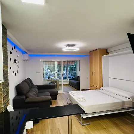 Hany Ducado 2-i Apartment *