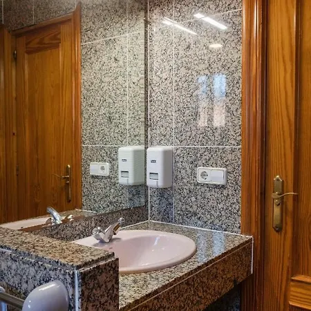 Aparthotel Palasiet 2*