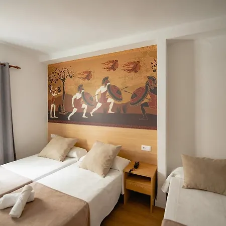 Internacional Hotel 2*