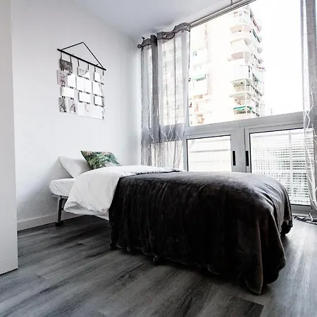 Lovely Two Bedroom In The Center Of *