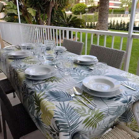 Living Benidorm. Playa Levante Apartment
