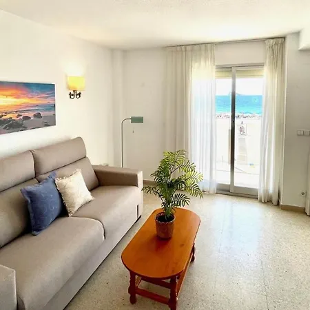 Ulia Apartment