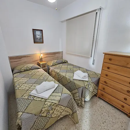Apartamento Apartamento Cuatro Caminos If *