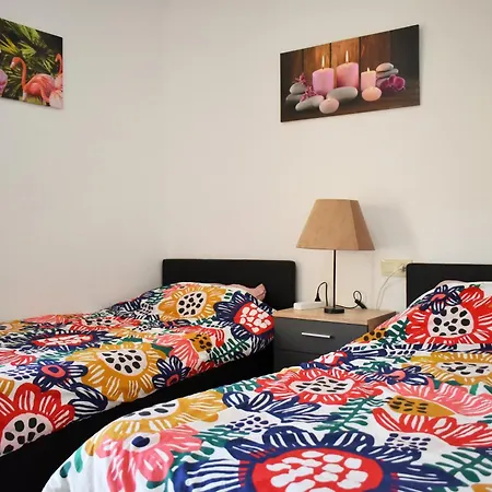 Cozy Bunglow Rinconda Real Holiday home
