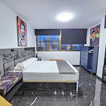 Black Apartment