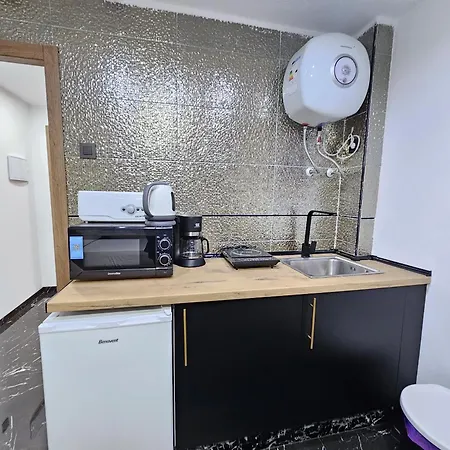 Black Apartment *