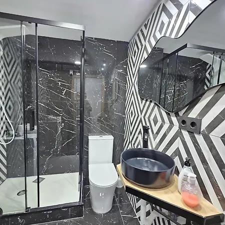 Black Apartment