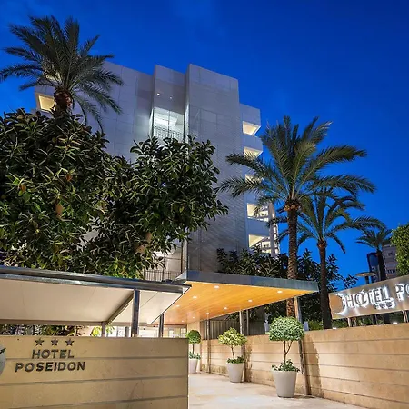 Aparthotel Poseidon 3*