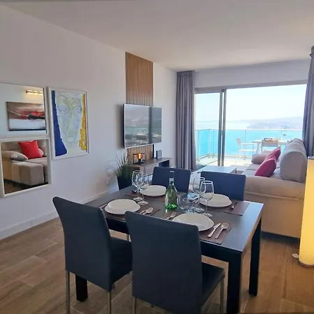 Skyscraper With Panoramic Views - Floor 38 Apartment