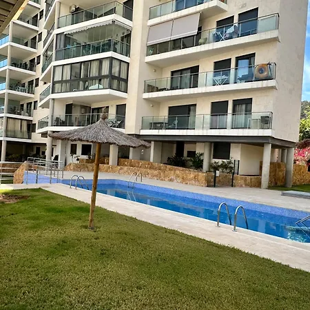 Luxurious Newly Renovated 2 Bedroom By The Benidorm