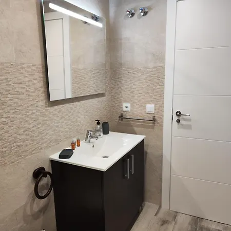 Apartamento Cumbre Loix, Con Parking Privado Y Wifi Gratis
