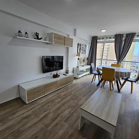 Acacias 8 If Benidorm