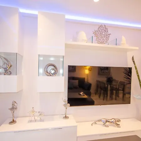 Oasis - Palm Old Town Apartment *