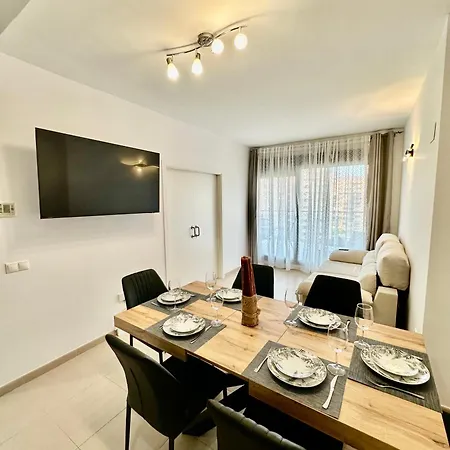 Luxury 3 Bdr By The Beach